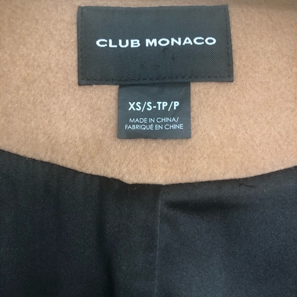 70% Wool blend club monaco poncho - Picture 7 of 11